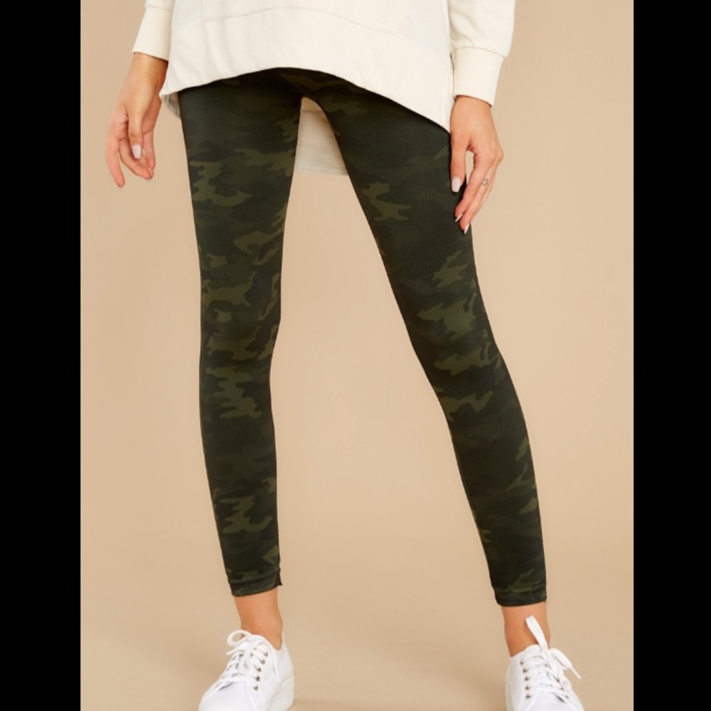 Spanx NWT High Waisted Look At Me Camo Leggings